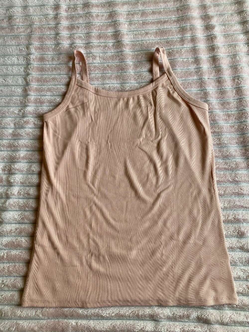 Baby Pink Ribbed Cami - Picture 2 of 5